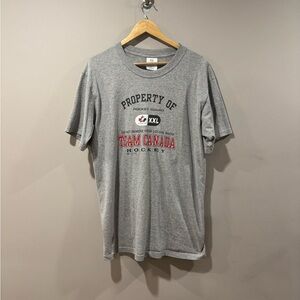 Vintage Team Canada Hockey Squad Locker T-Shirt